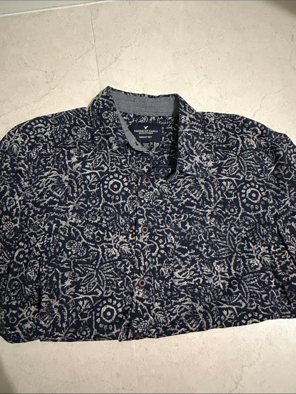 American Eagle Outfitters Navy and White Floral Button-Down Shirt